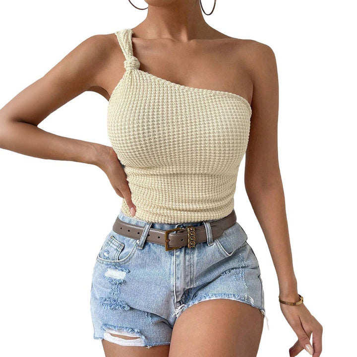Asymmetrical tank top for women with knot detail and fine waves texture Chic & Stil