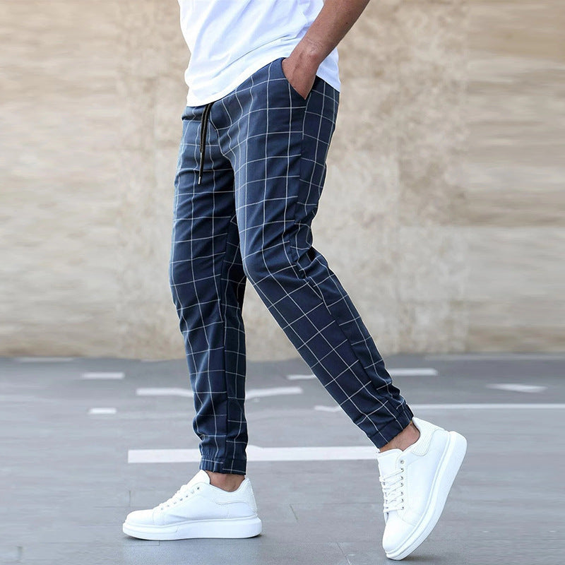 Trendy checkered trousers for men with elastic waist and side pockets Lune London