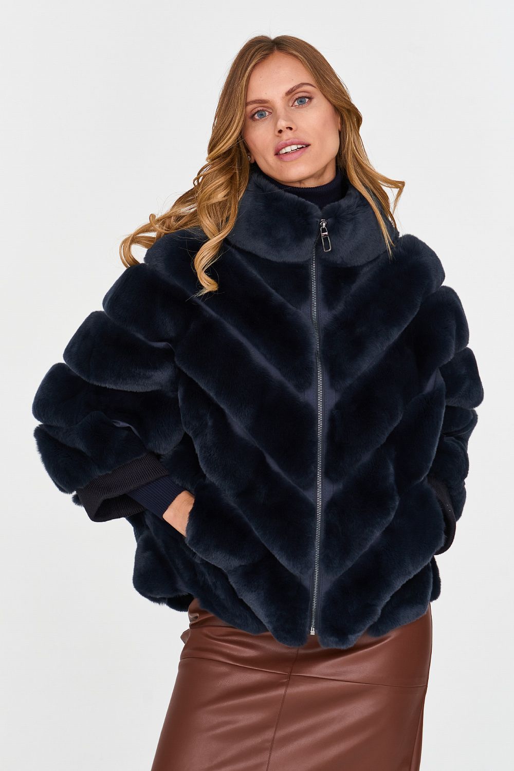 Ladies Cozy Faux Fur Jacket with Quilted Design Lune London