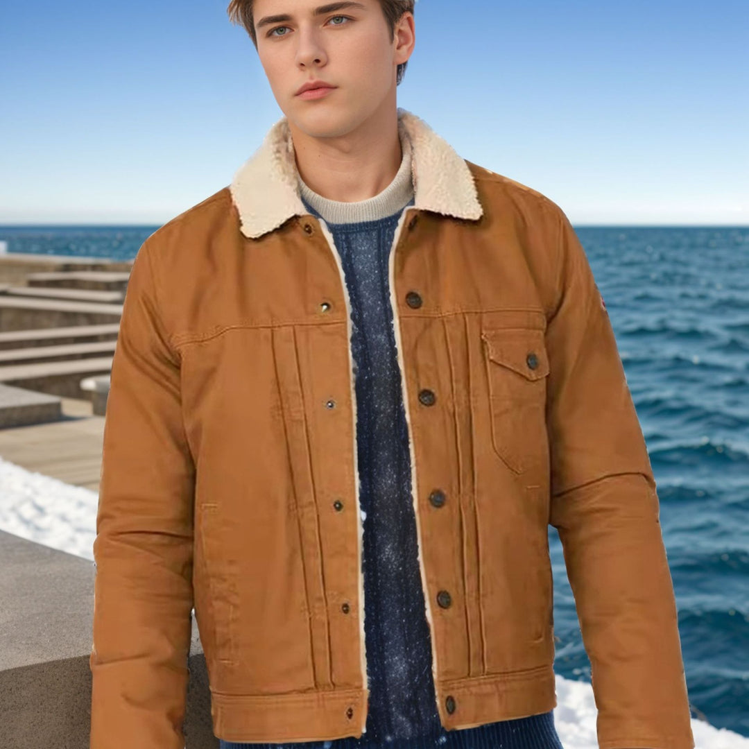 Comfortable denim jacket for men with Sherpa lining Lune London