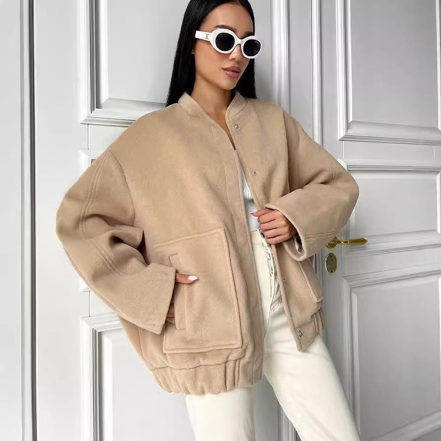 Fleece jacket for women with a relaxed fit and practical pockets Lune London