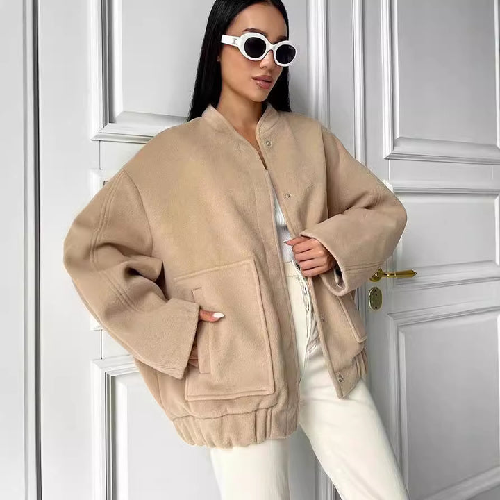 Fleece jacket for women with a relaxed fit and practical pockets Lune London