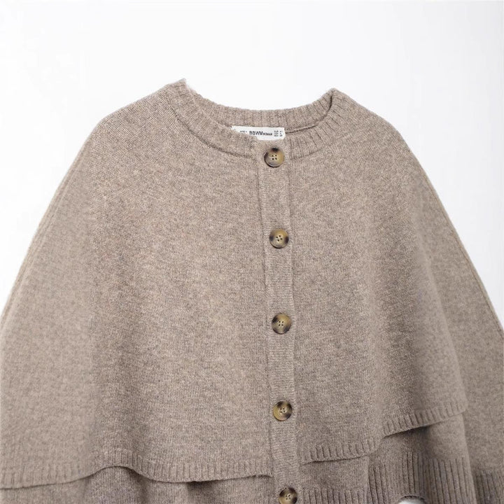 Ladies trendy poncho sweater Lune London