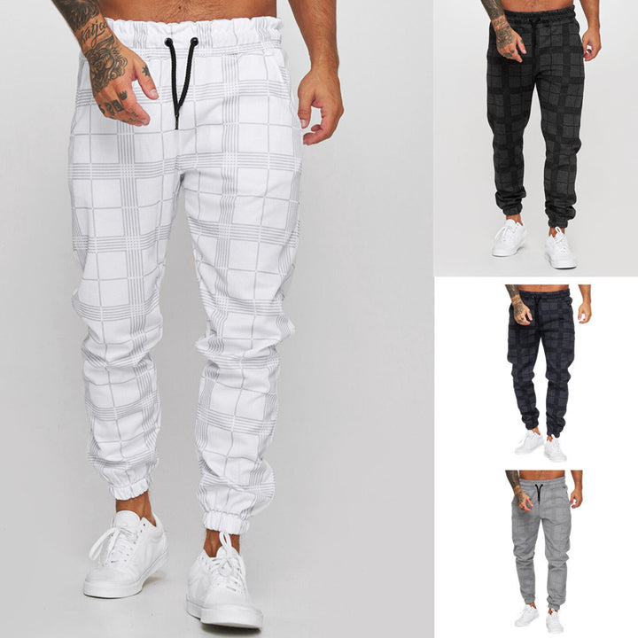 Carrot sport pants for men with elastic waist and practical pockets Lune London