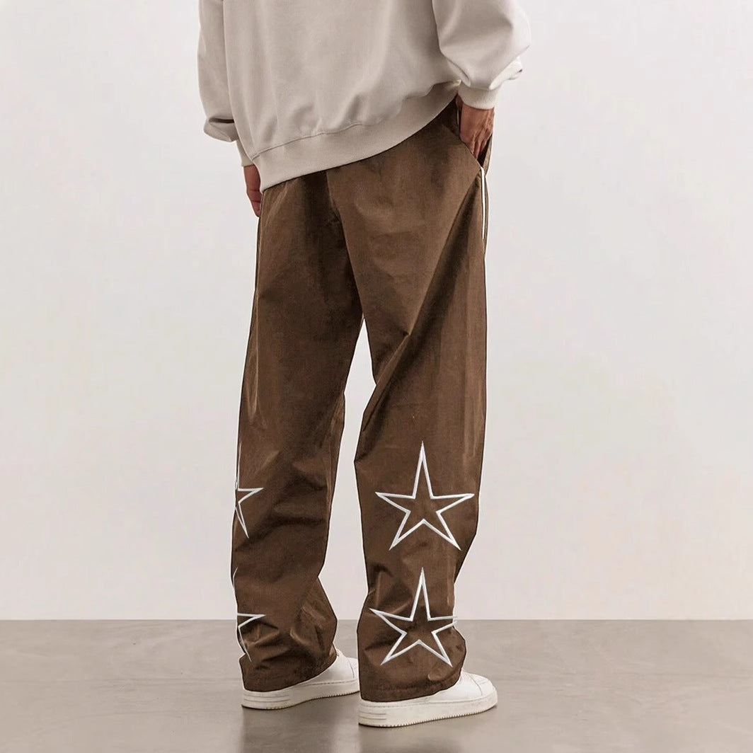 Sport leisure pants for men with chic and stylish side appliqués