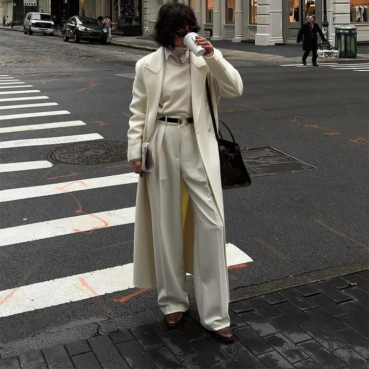 Women Elegant and Fluid Wide Pants with Matching Blazer Lune London