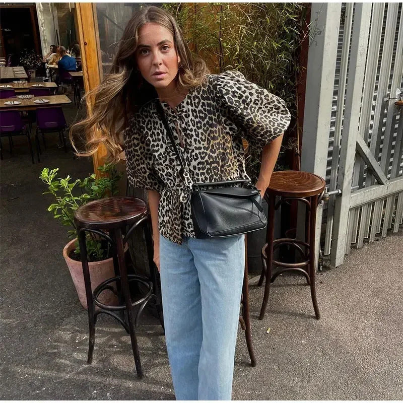 Veste courte de mode pour femmes avec manches bouffantes Chic & Stil