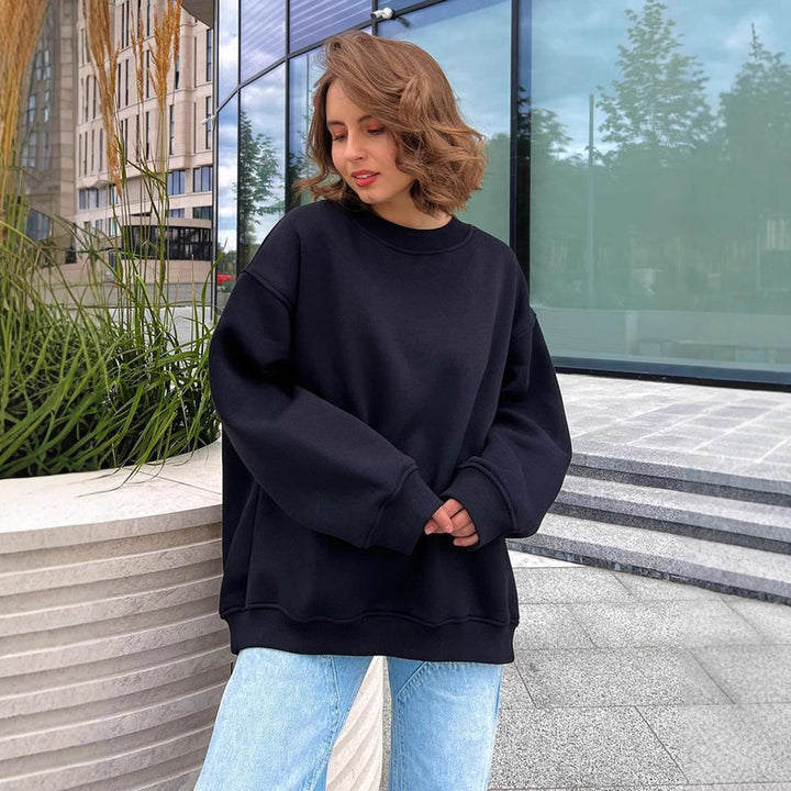 Oversized women's sweatshirt with a relaxed fit Lune London