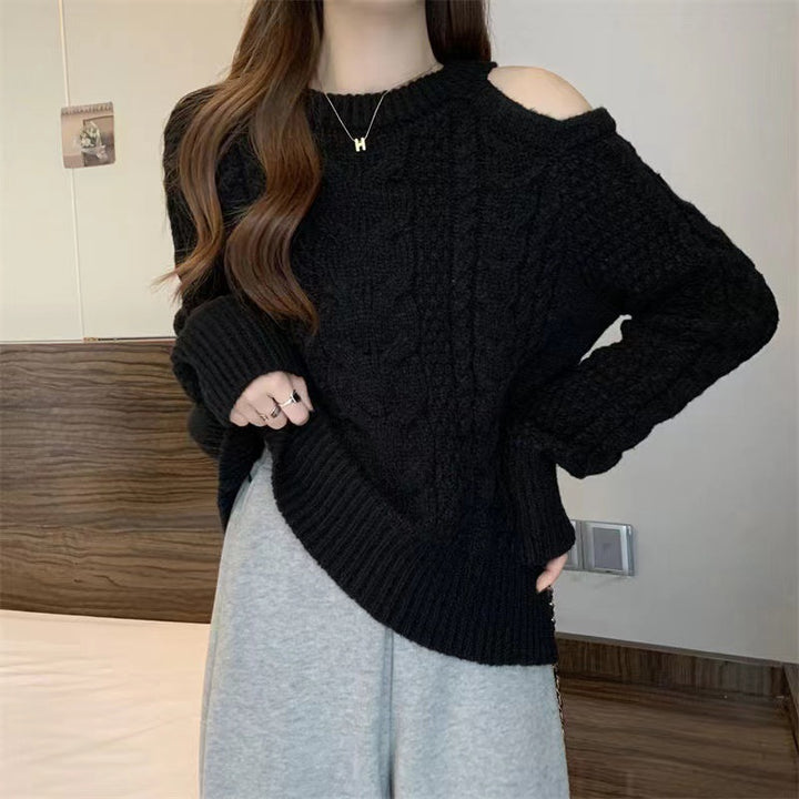 Pull en tricot épais pour femmes avec design d'épaule asymétrique et motif en cable Chic & Stil