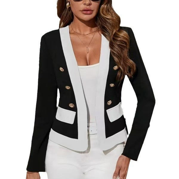 Trendy women's blazer with refined button details Lune London