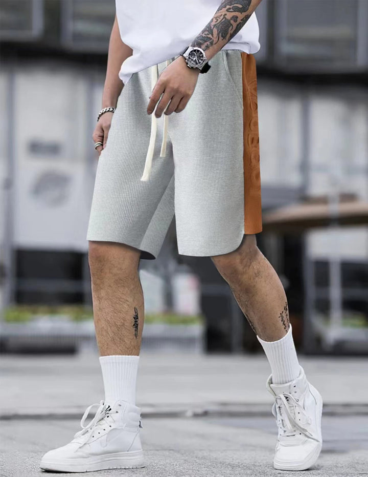 Men's sports shorts with a richly detailed structure and an innovative side pocket Lune London