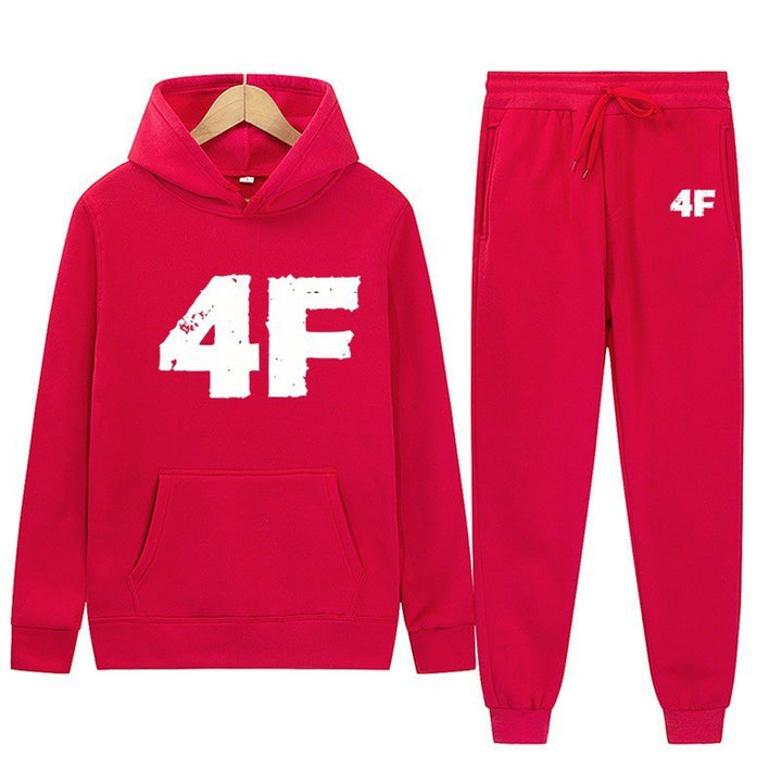 Women’s hoodie and joggers set with sporty comfort Chic & Stil