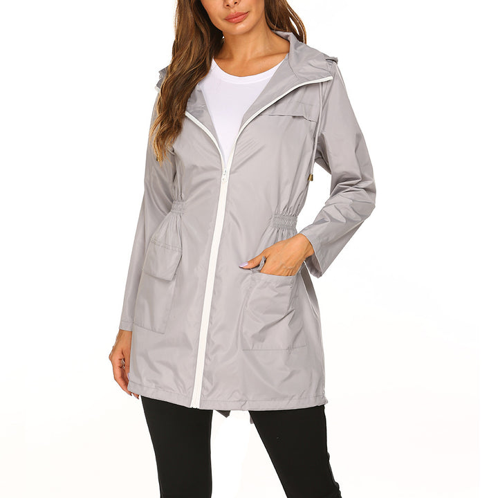 Practical leisure jacket for women with adjustable waist and large pockets Lune London