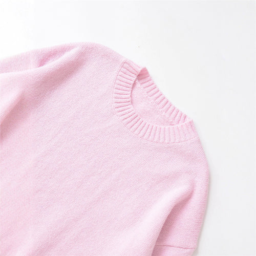 Comfortable oversized sweater for women with a round neck and wide cuffs Lune London