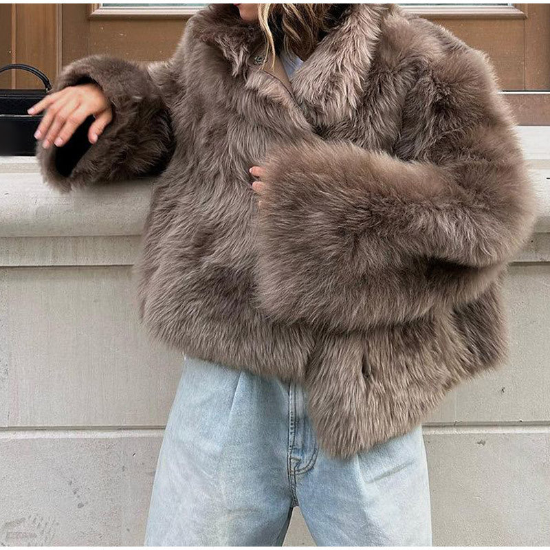 Ladies Faux Fur Jacket with Voluminous Collar Lune London