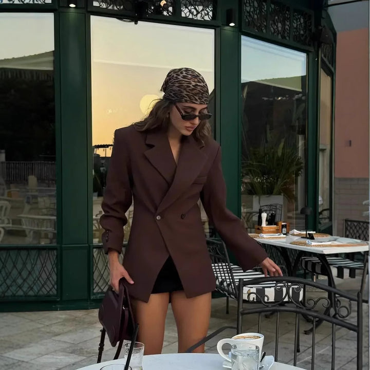 Blazer jacket for women with double treatment featuring a stylish cut and practical pockets Lune London