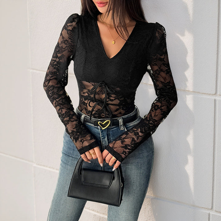 Elegant Woman Lace Body Lune London