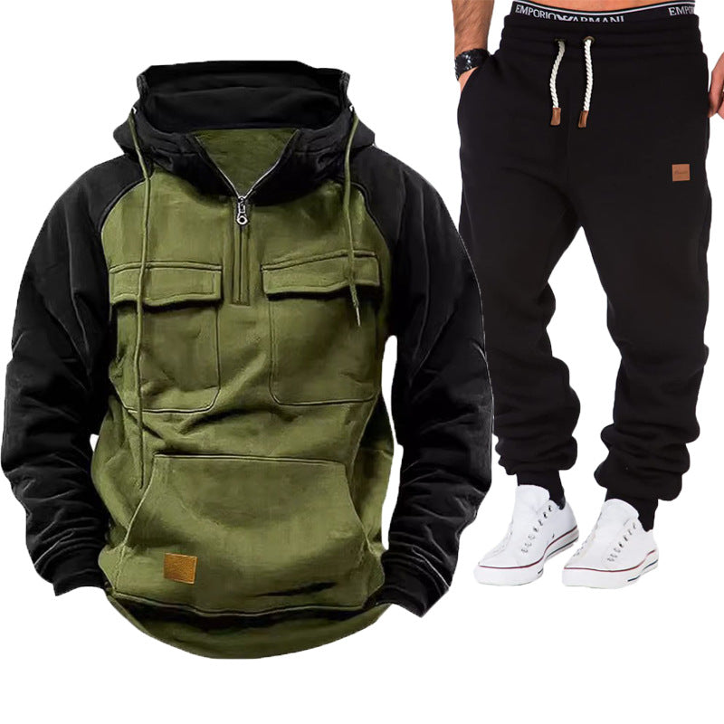 Functional sweater for men with practical pockets Lune London