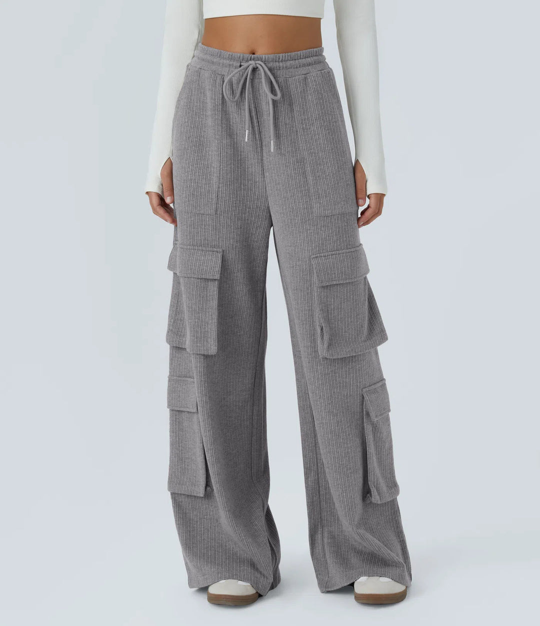 Ladies cargo pants with a wide cut and practical side pockets Lune London