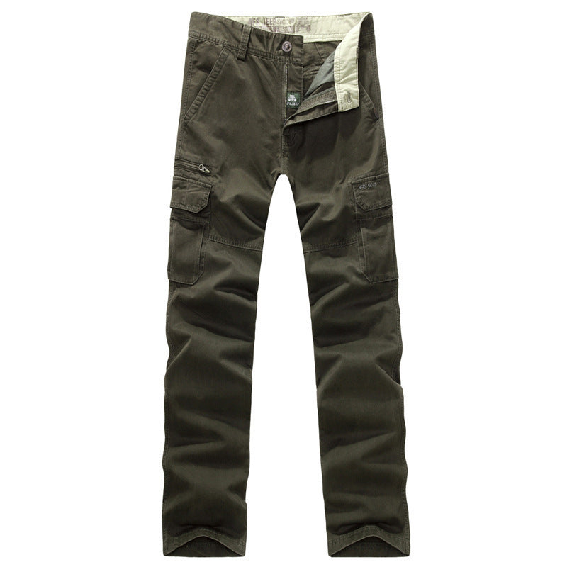 Men's cargo pants with many uses and several pockets Lune London