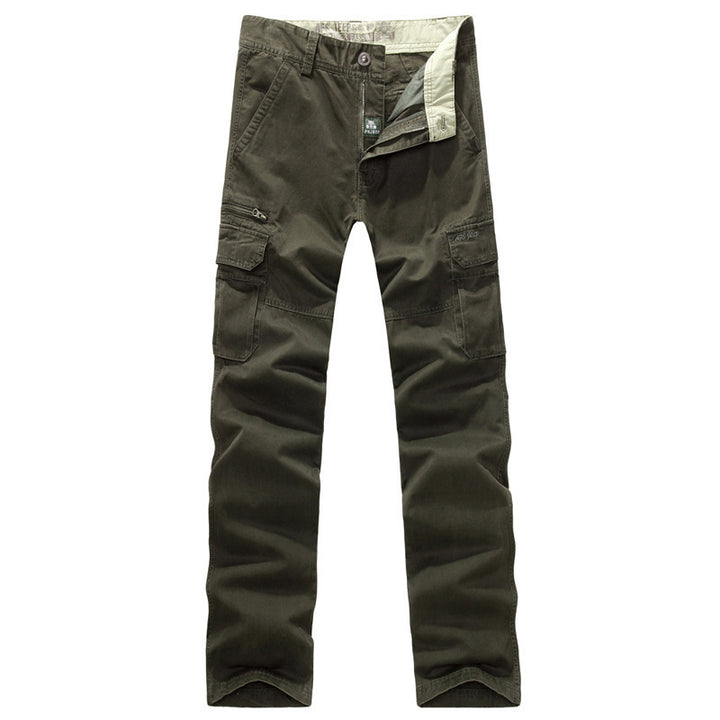 Men's cargo pants with many uses and several pockets Lune London