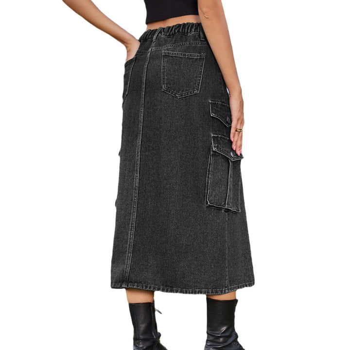 Cargo skirt for women with practical pockets and high cut Lune London