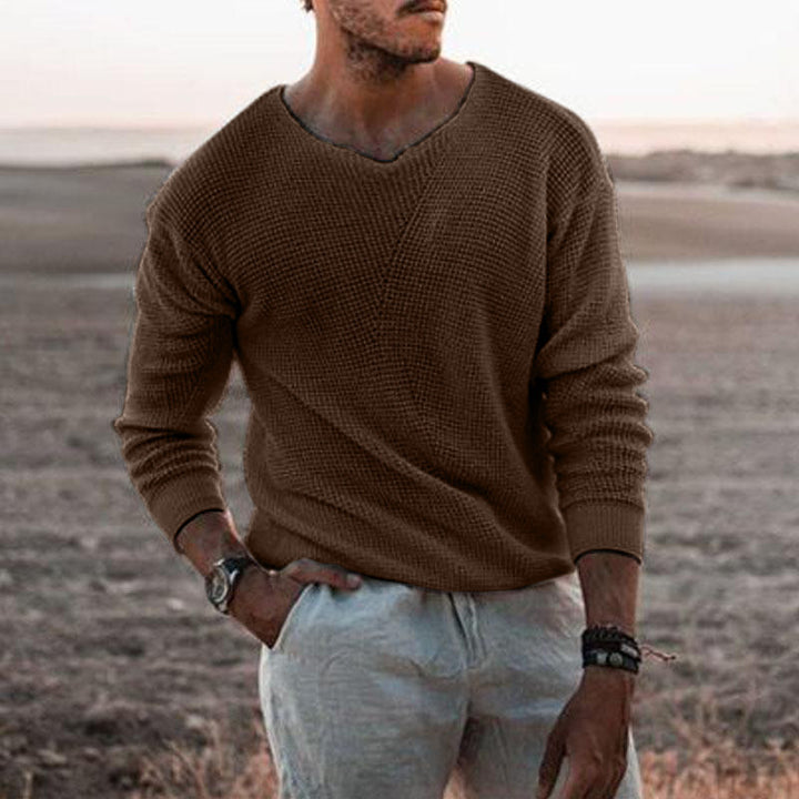 Men's sweater with V-neck and textured design Chic and Style