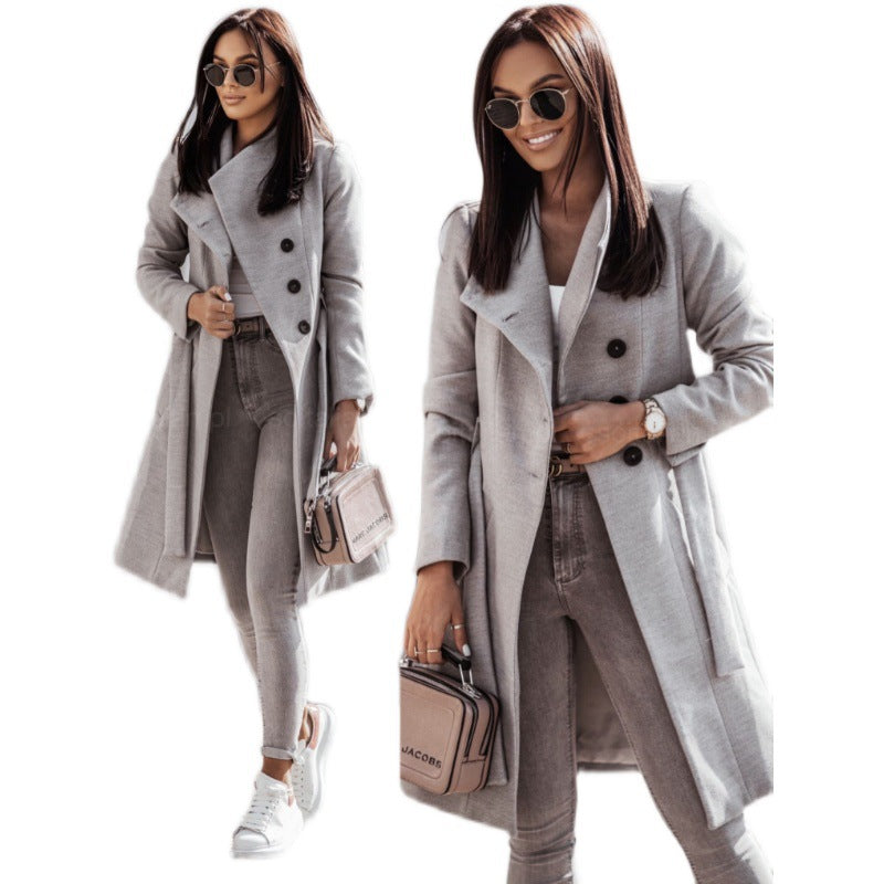 Ladies elegant wool coat with oversized fit and structured sleeves Lune London