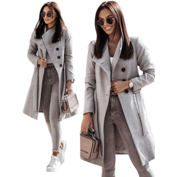 Ladies elegant wool coat with oversized fit and structured sleeves Lune London