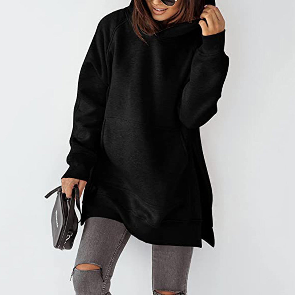Oversized casual hoodie for women with side slits and kangaroo pocket Lune London