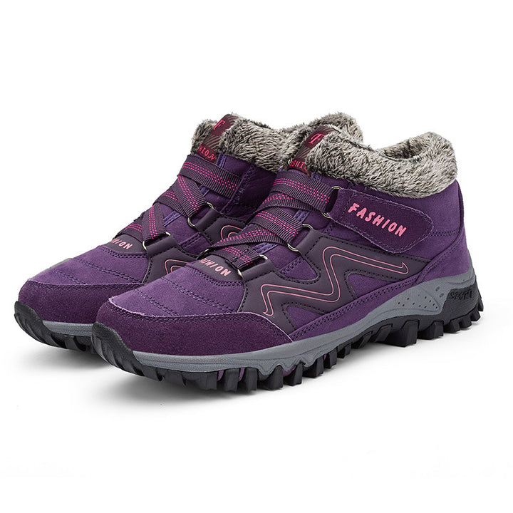 Women’s hiking boots with insulating lining and non-slip sole Lune London