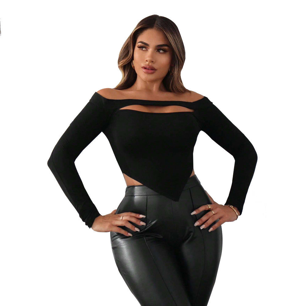 Haut femme à épaules dénudées avec des détails découpés contrastants et une silhouette ajustée Chic & Stil