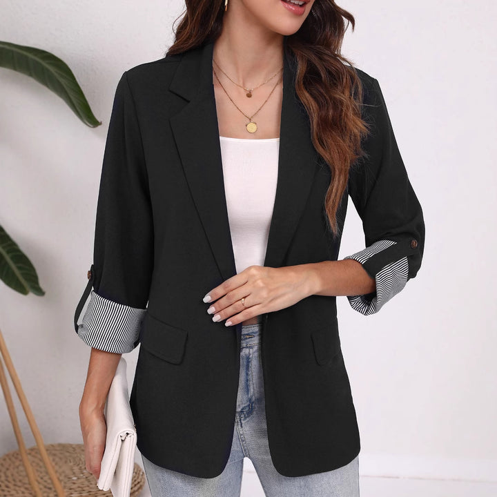 Women's elegant blazer with striped sleeves and classic cut Lune London