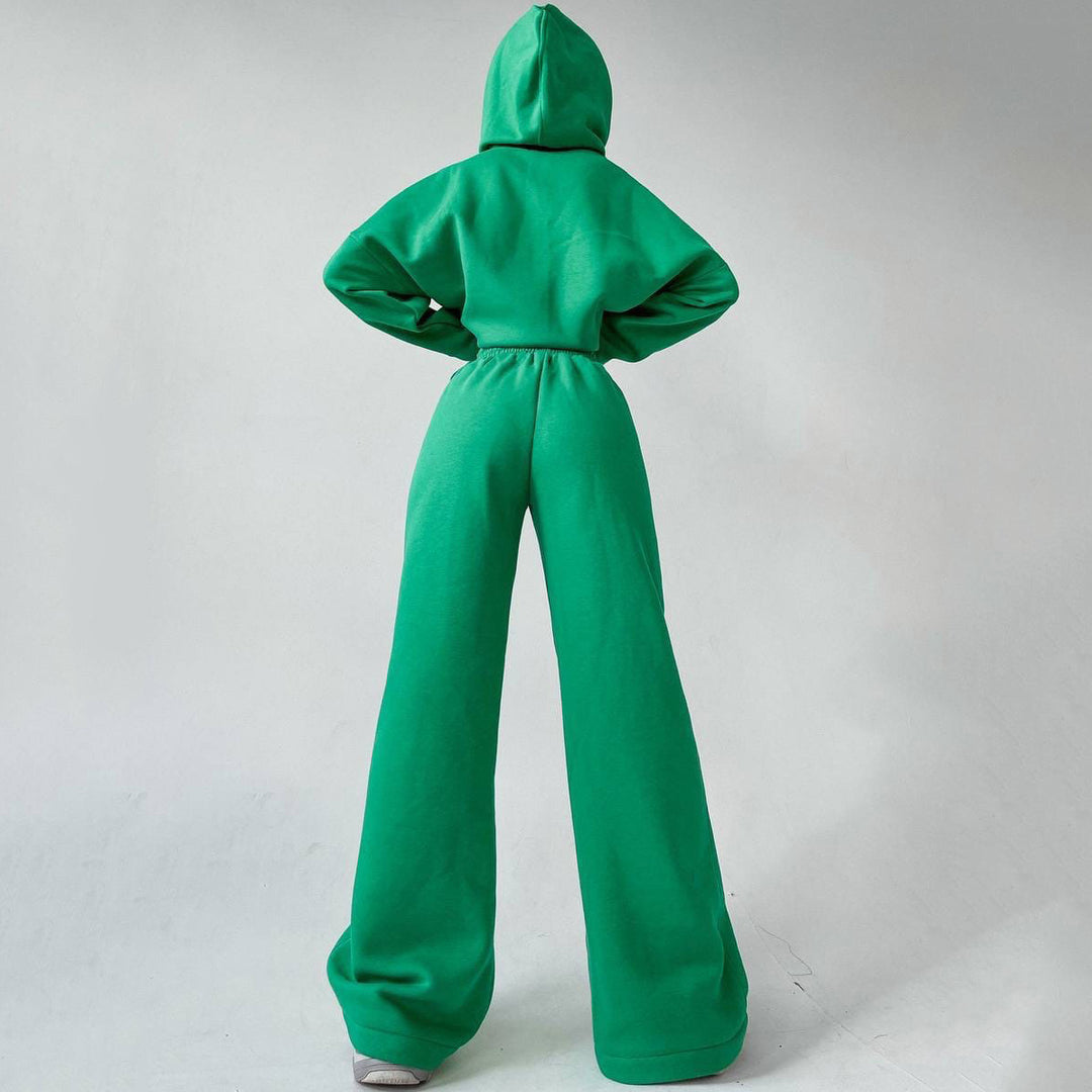 Casual and trendy jogger set for women with oversized hoodie Lune London