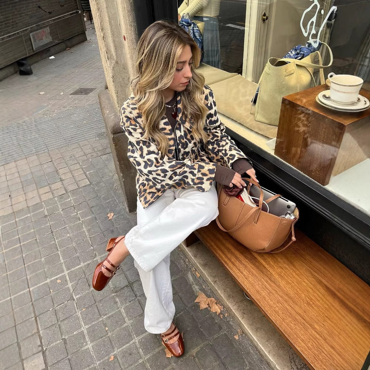 Cropped jacket for women in leopard print with snap buttons Lune London