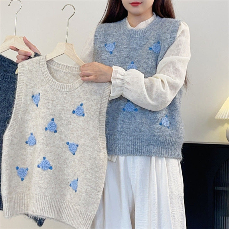 Ladies' knitted sweater with floral pattern Lune London