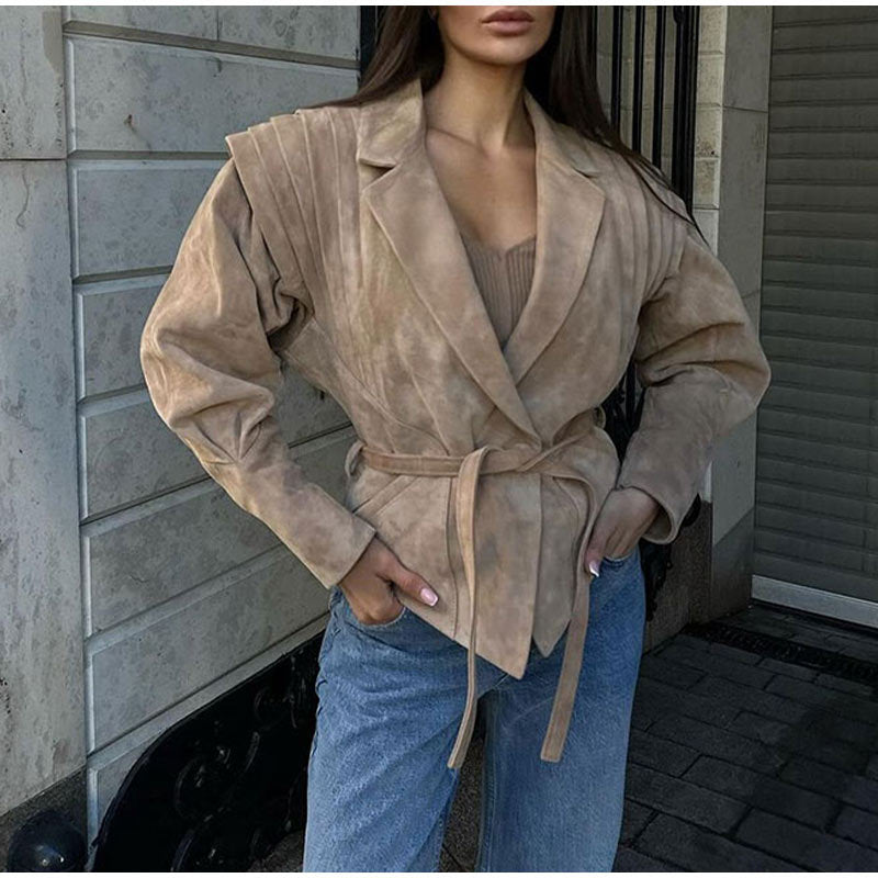 Elegant women's blazer with smooth shoulder details and tie belt Lune London