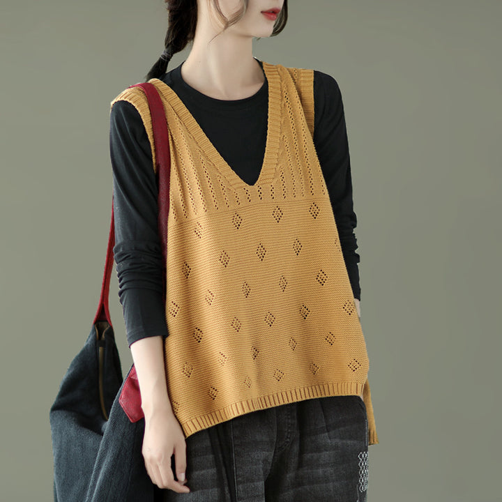 Knitted vest for women with V-neck and airy lace pattern Lune London
