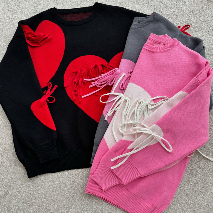 Fashionable women's sweater with a cheerful heart-shaped design and creative fringes Lune London