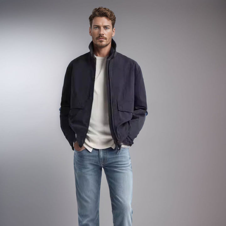 Casual transition jacket for men with practical outer pockets Lune London