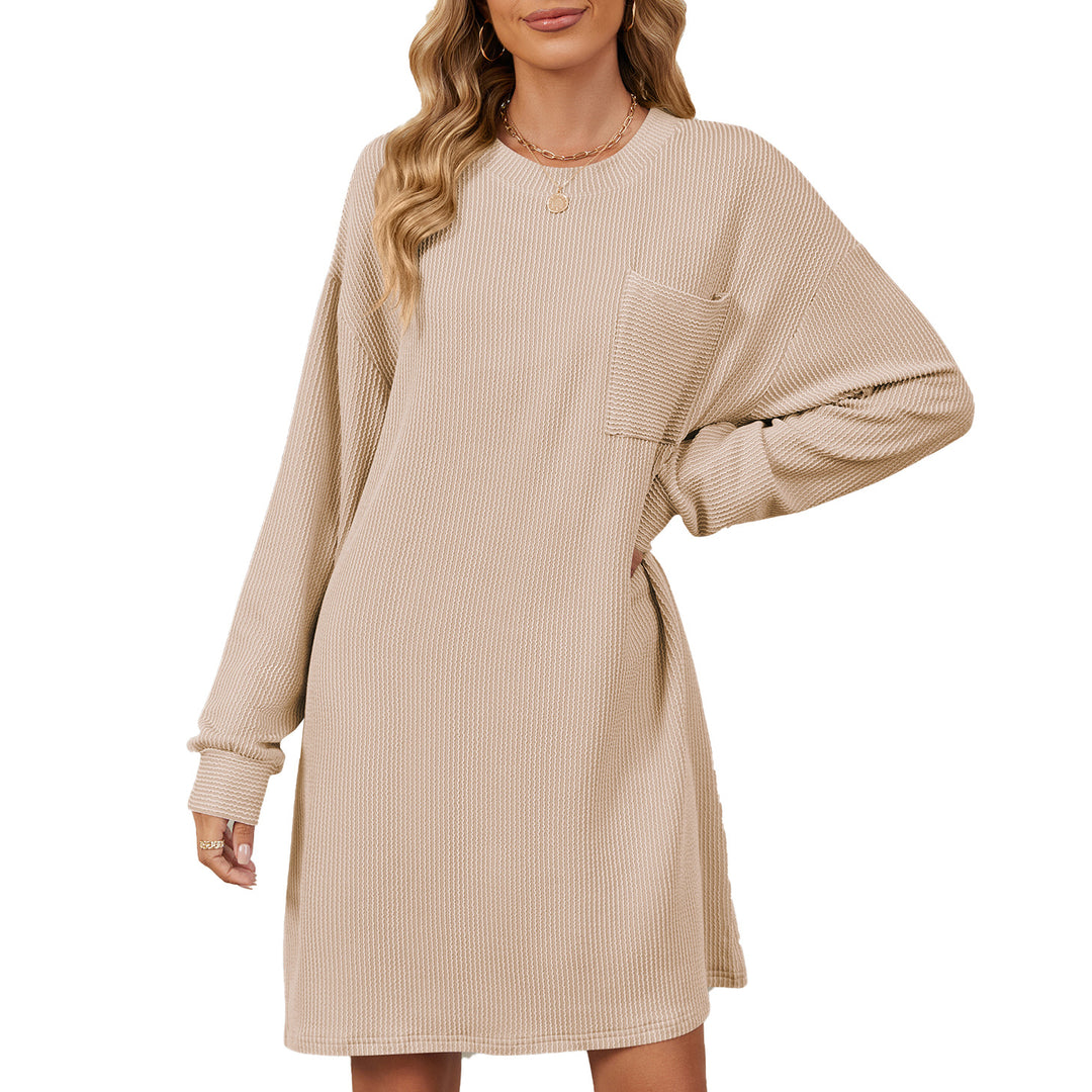 Casual long dress for women with long sleeves, practical pockets, and modern structured design Lune London