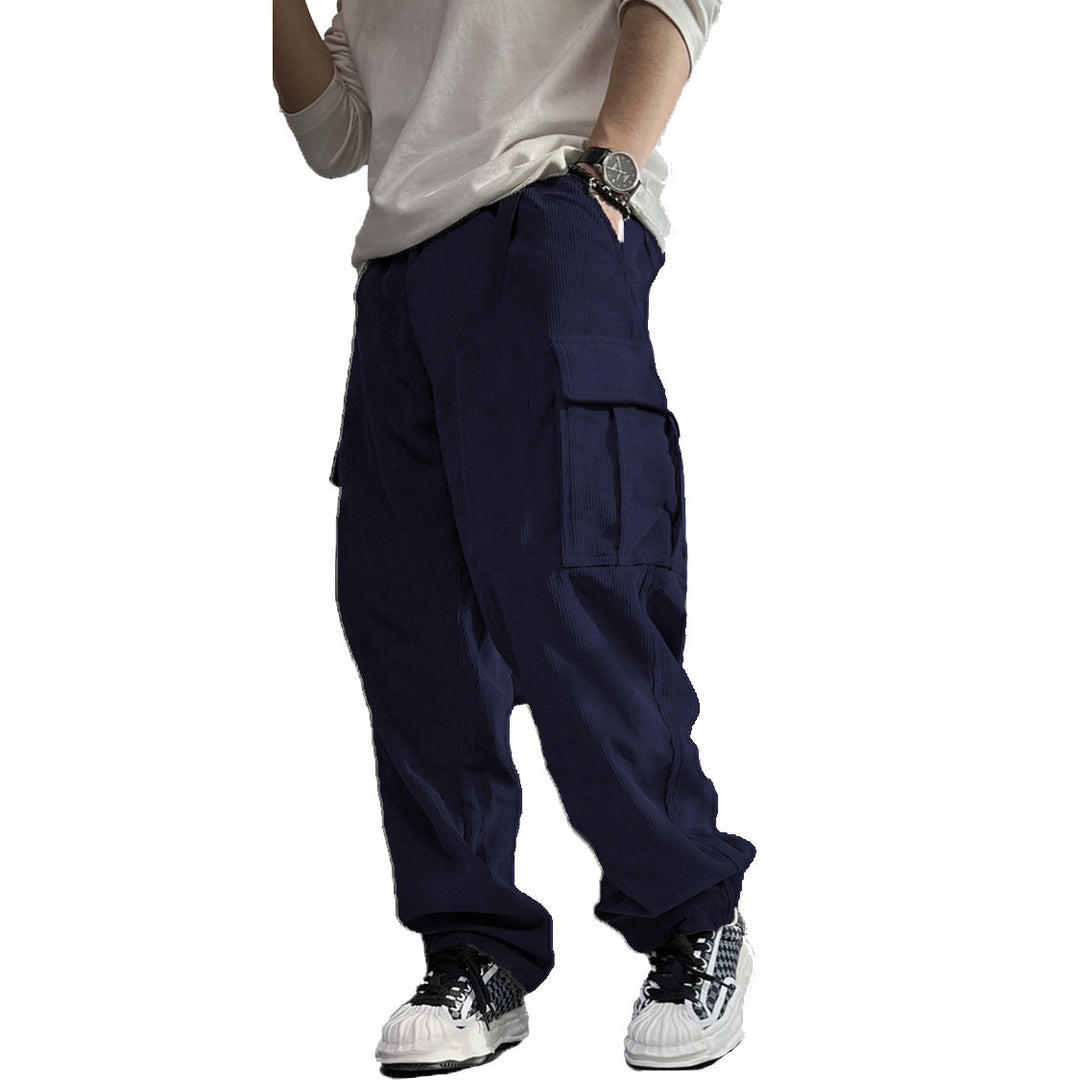 Versatile cargo pants for men with elastic waist and practical pockets Lune London