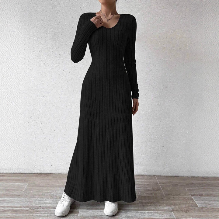Maxi dress with long sleeves for women with ribbed texture and V-neck Lune London