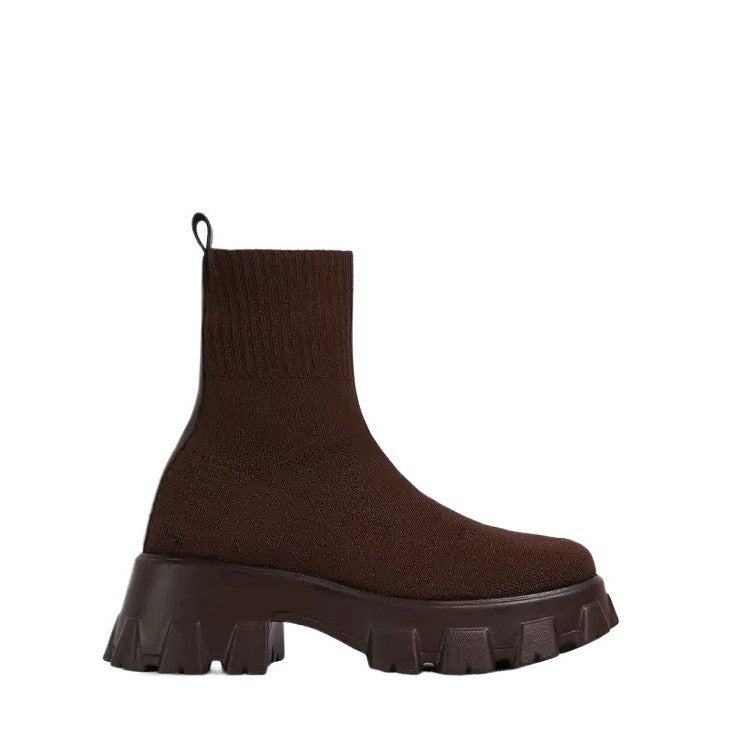 Ladies trendy boots with high shaft and sturdy platform Lune London