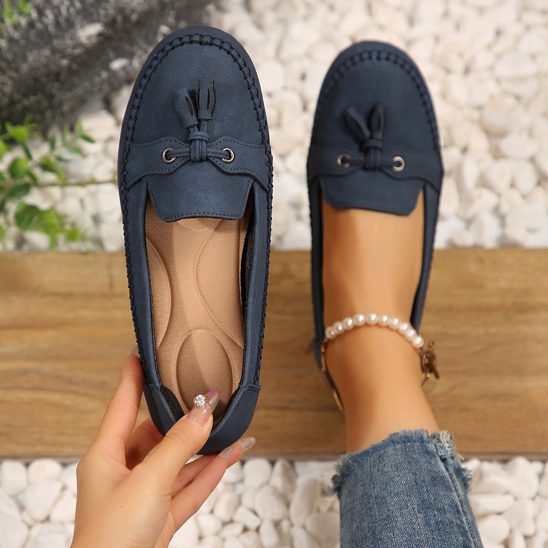 Women's Moccasins with Elegant Bow Decoration and Comfortable Footbed Design Lune London
