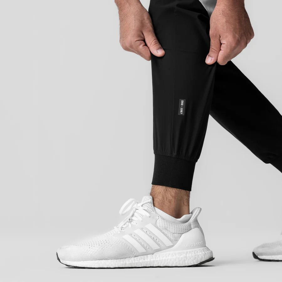 Men's athletic training pants with chic side contrast panels