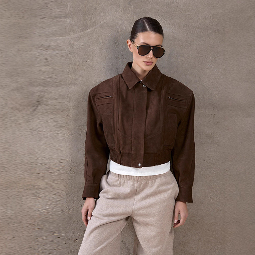 Cropped suede jacket for women with practical pockets Lune London