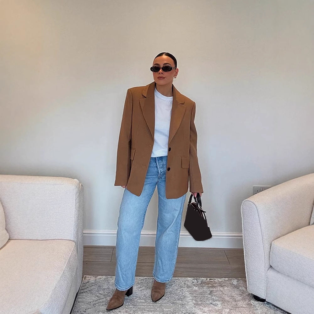 Oversized blazer jacket for women with modern design Lune London