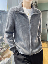 Ladies cozy wool sweater with full zipper Lune London