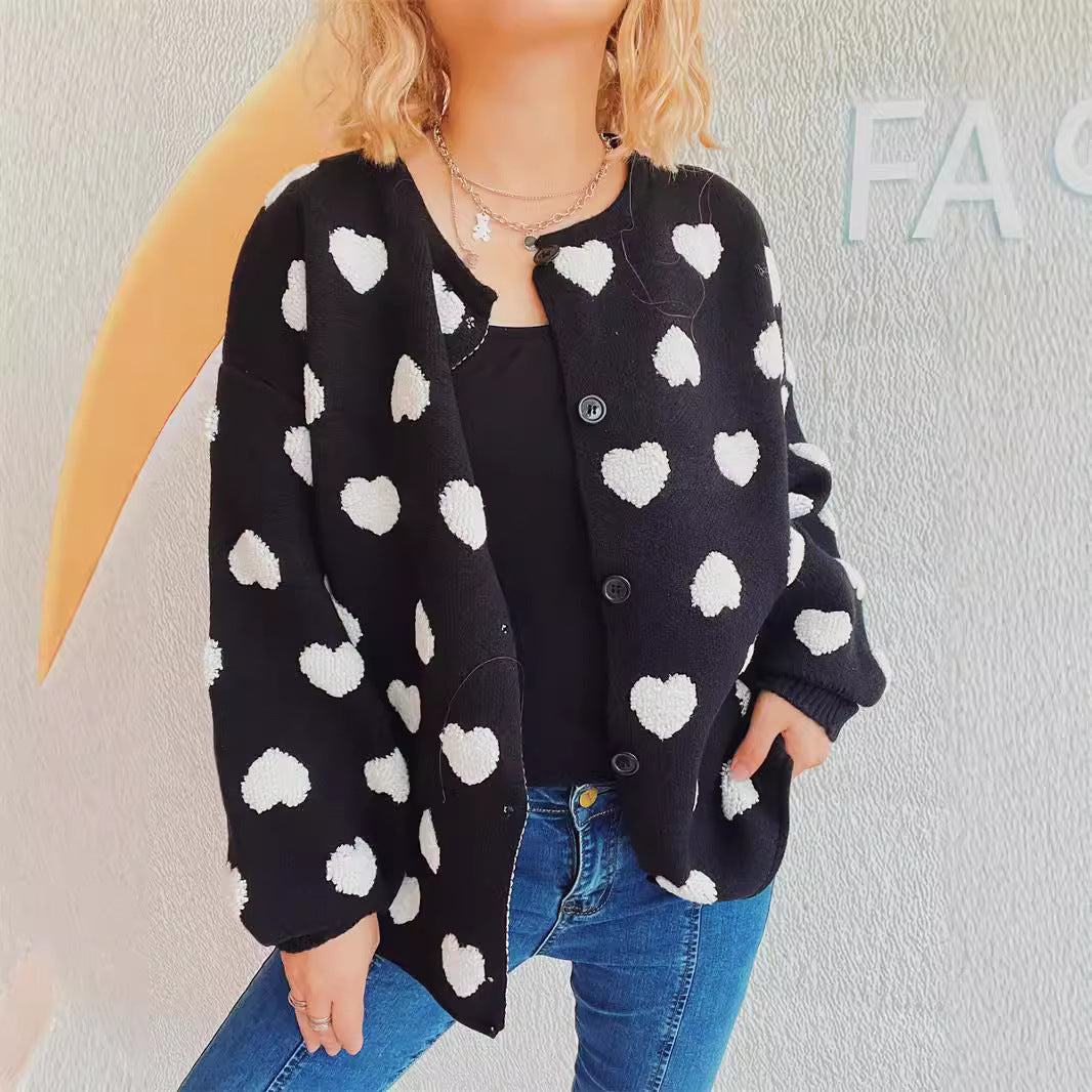 Cardigan femmes avec motif cœur et détails de boutons Chic & Stil